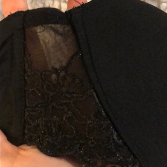 (2) Bras - Picture 5 of 5